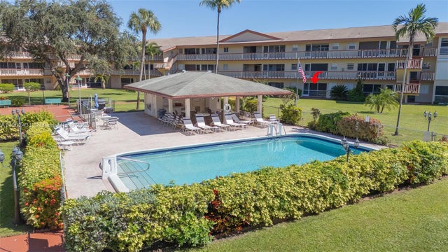 5 of 29 - 5300 Washington St H137, Hollywood, FL