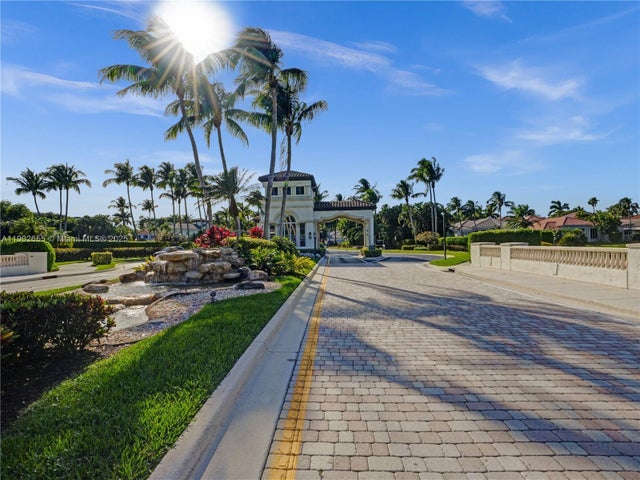 2 of 92 - 16291 Bristol Pointe Dr, Delray Beach, FL