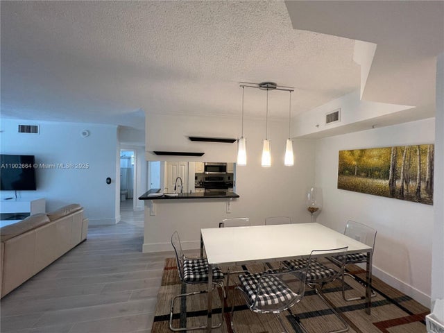 17100 N Bay Rd 1415, Sunny Isles Beach