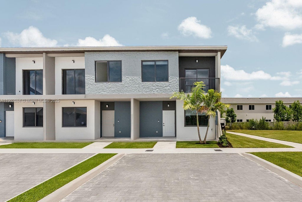 533 Nw 13 Ct, Florida City