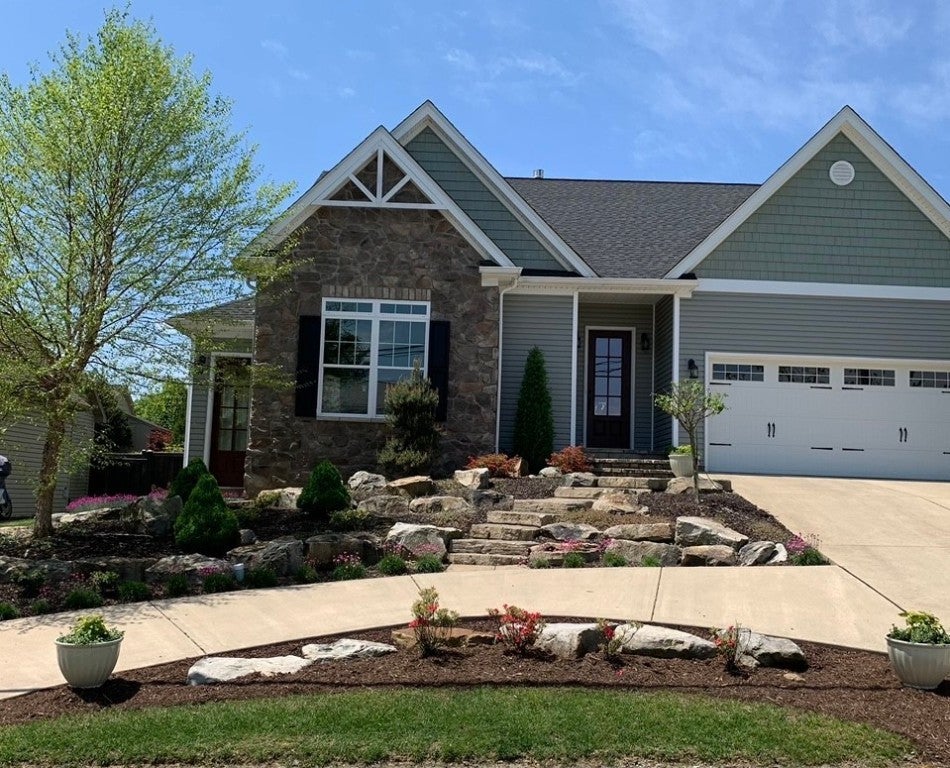 610 Caruthers Lane, Irwin