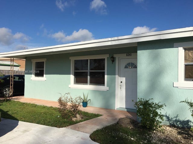 2 of 22 - 6241 Fletcher St, Hollywood, FL
