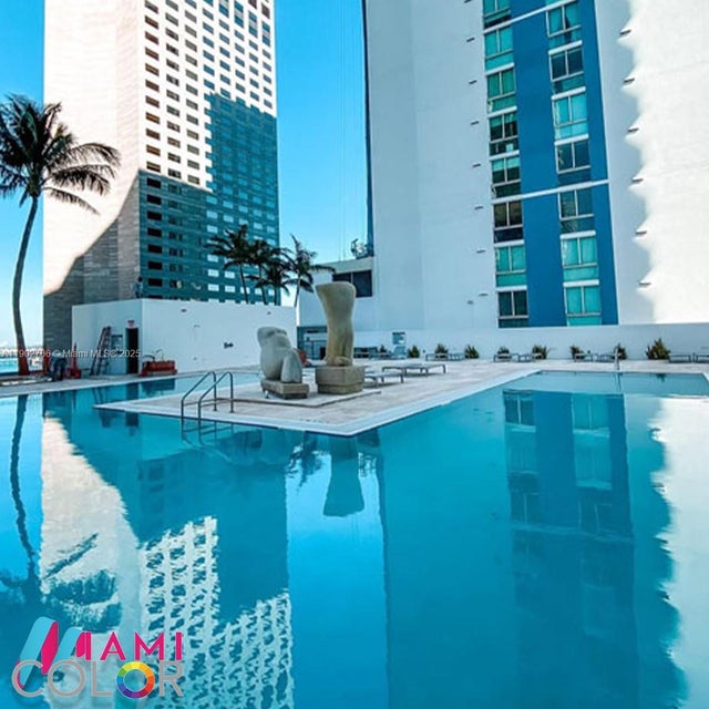 4 of 28 - 335 S Biscayne Blvd 2200, Miami, FL