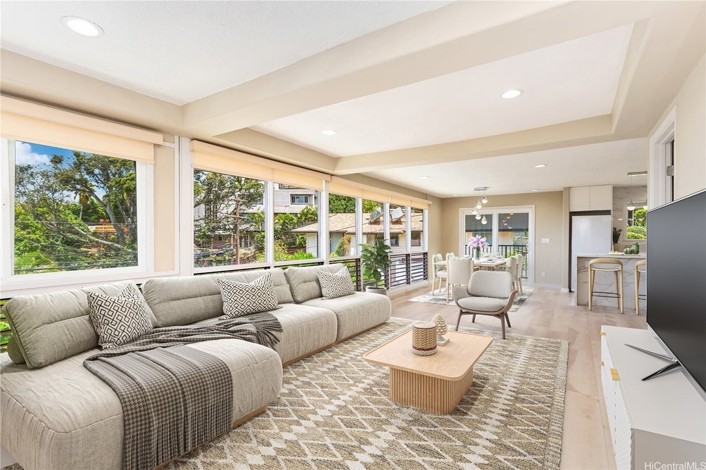 1898 Iwi Way, Honolulu