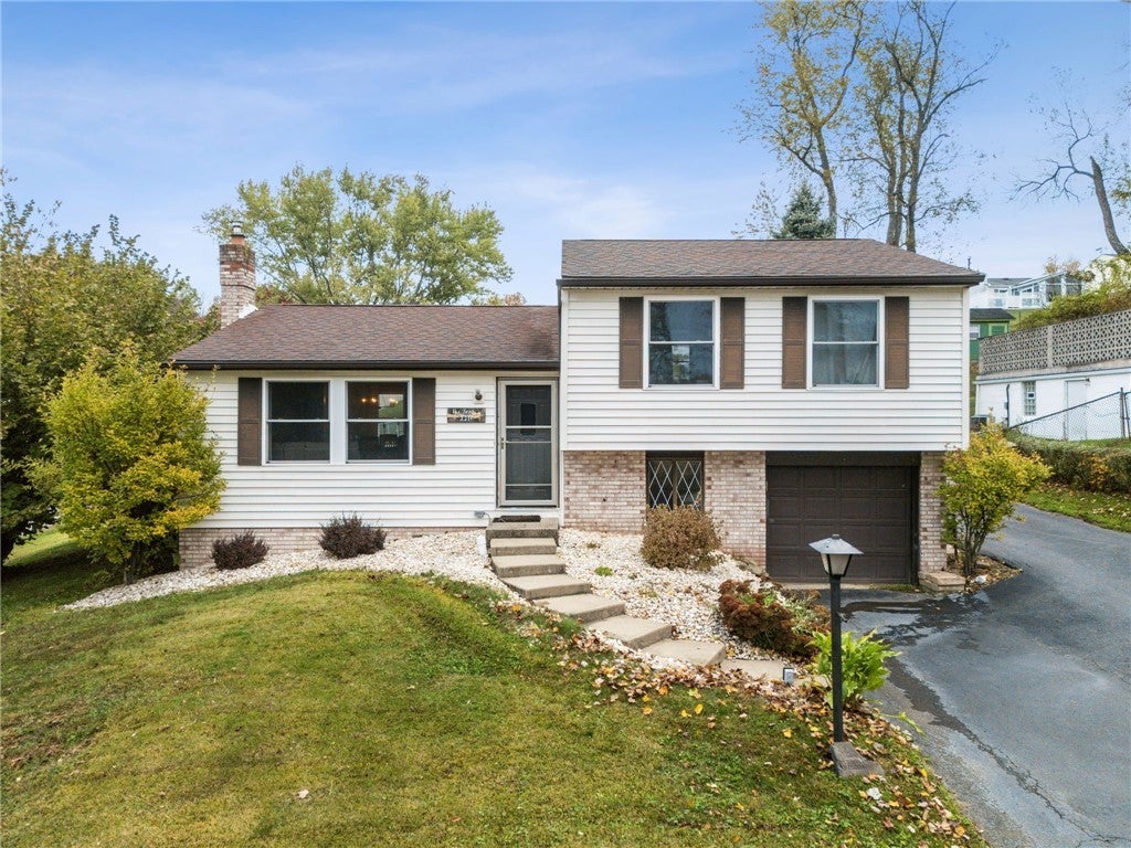 2217 George Street, North Huntingdon