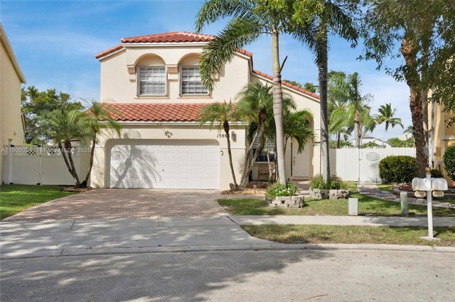 4 of 44 - 15865 Nw 7th St, Pembroke Pines, FL