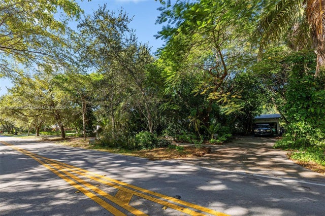 2 of 38 - 15290 Sw 82nd Ave, Palmetto Bay, FL