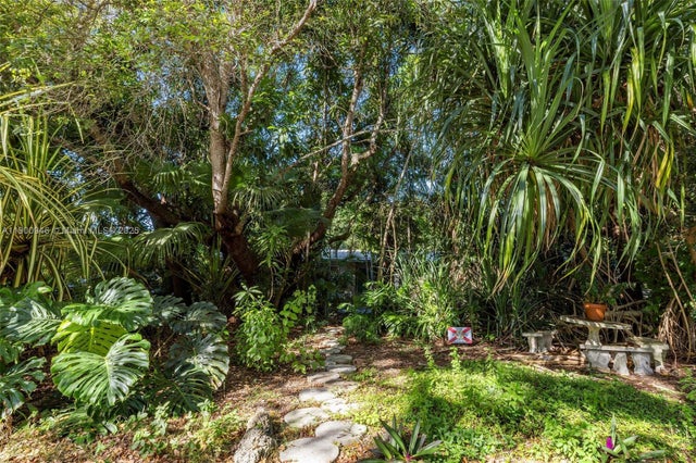 5 of 38 - 15290 Sw 82nd Ave, Palmetto Bay, FL