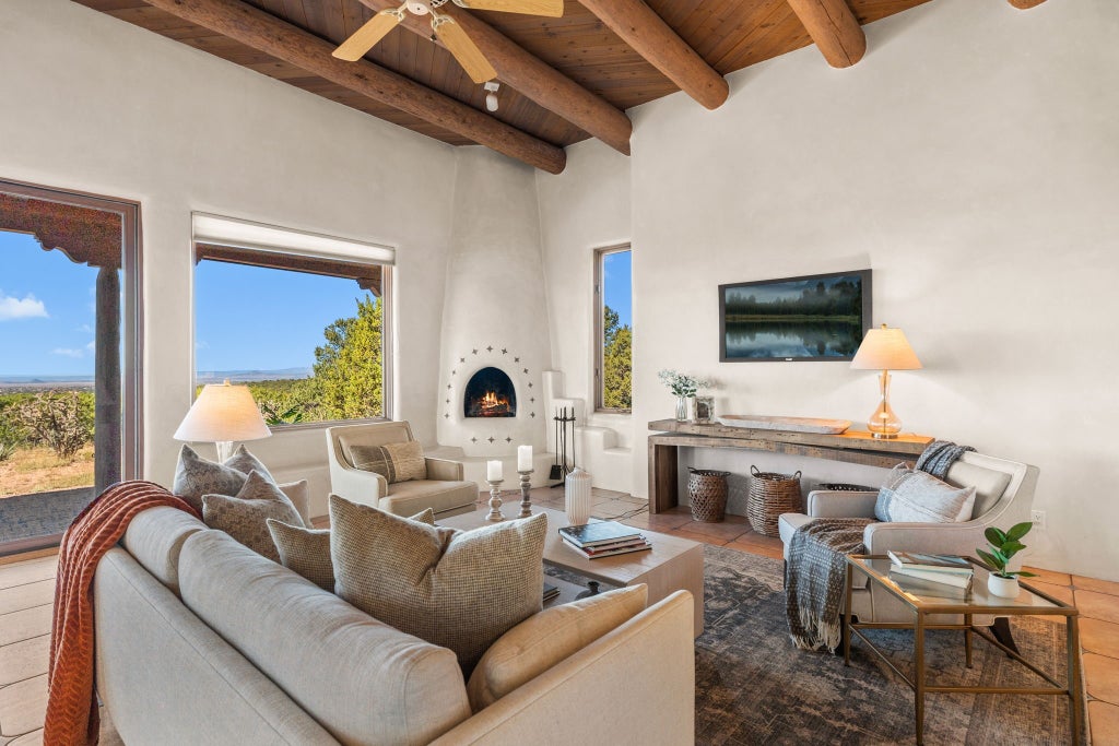 35 And 101 Alteza, Santa Fe