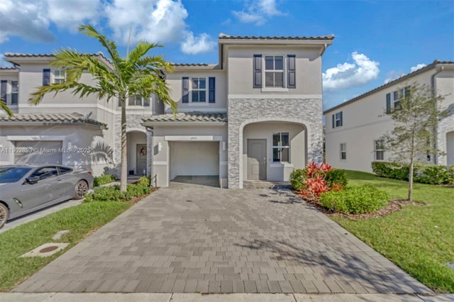 1 of 48 - 11851 Nw 46th St, Coral Springs, FL