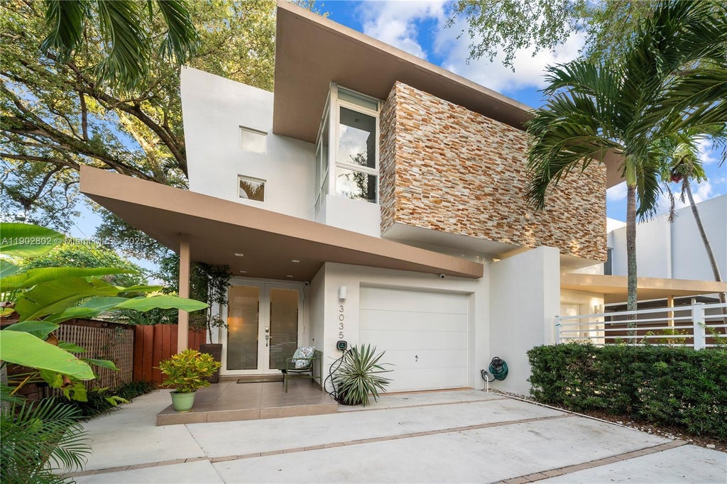 3035 Matilda St 3035, Miami
