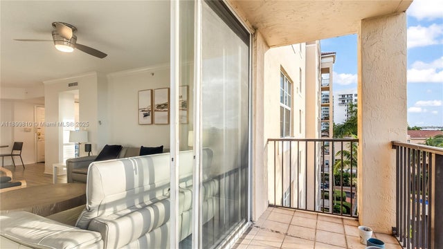 5 of 35 - 1801 N Flagler Dr 622, West Palm Beach, FL