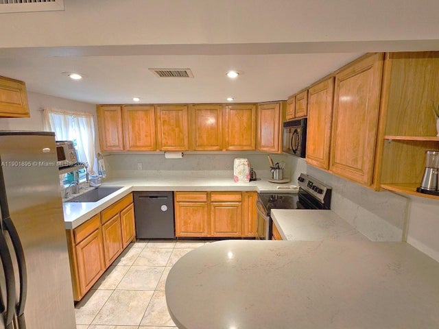 917 N 26th Ave, Hollywood