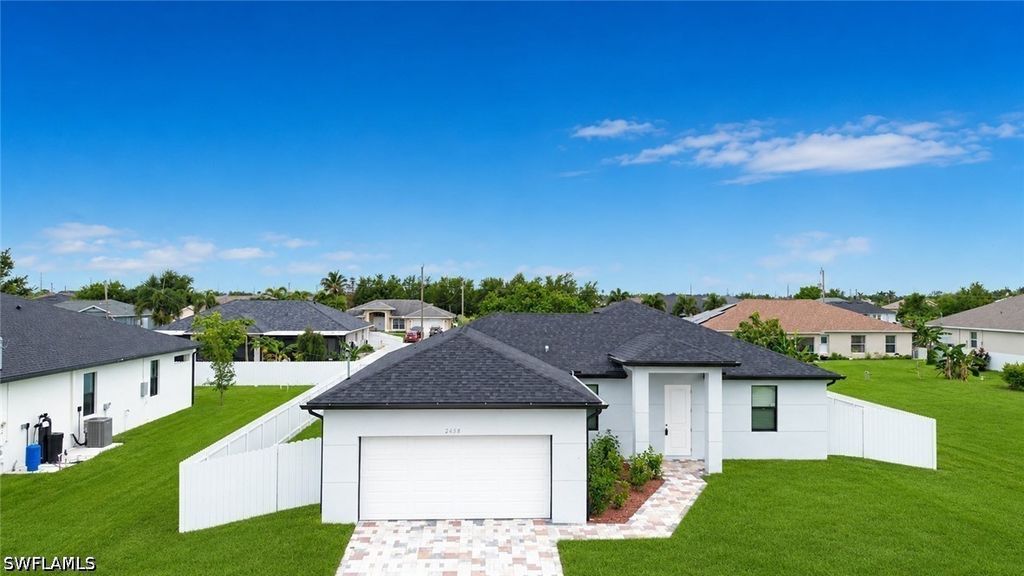 2458 Nw 9th Ter, Cape Coral