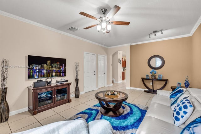 4 of 39 - 7161 Sw 163rd Pl, Miami, FL