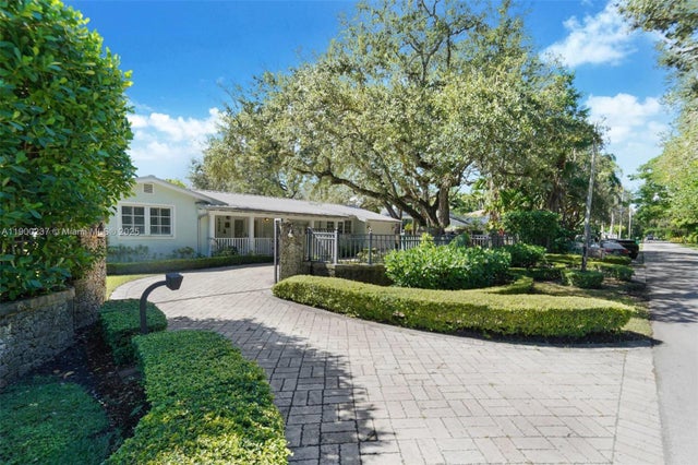 4920 Sw 76 Street, Miami