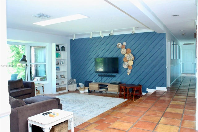2 of 20 - 9431 Sea Turtle Ln, Plantation, FL