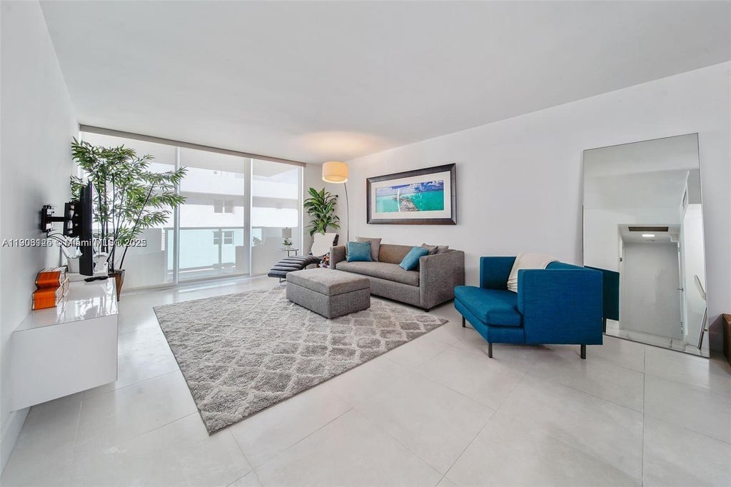 1200 West Ave 1520, Miami Beach
