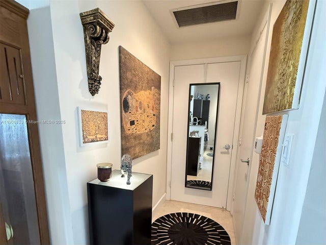 4 of 12 - 550 Okeechobee Blvd 616, West Palm Beach, FL