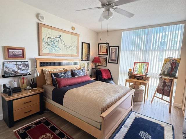 5 of 12 - 550 Okeechobee Blvd 616, West Palm Beach, FL