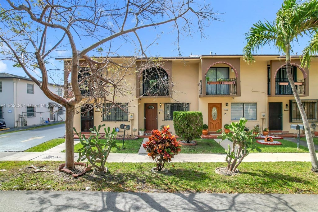 1782 W 42nd St 1782, Hialeah