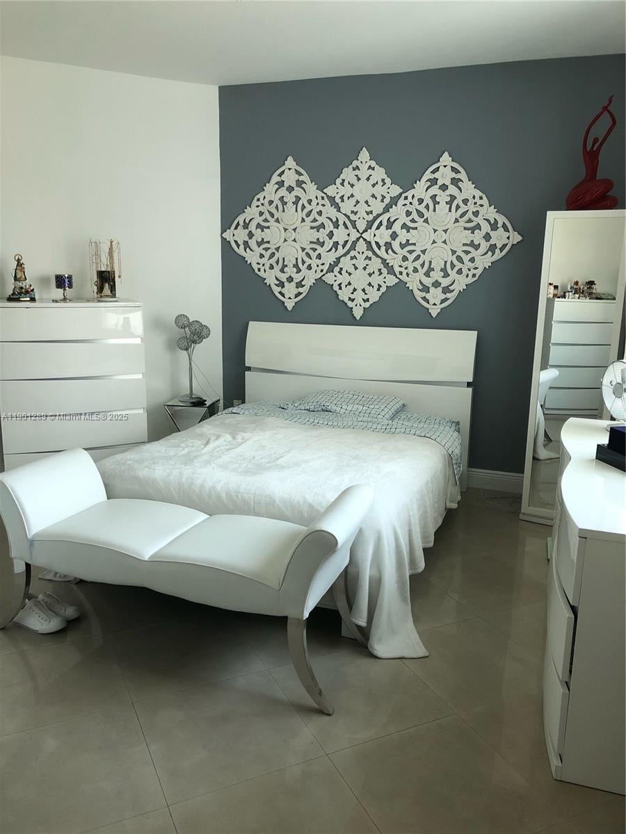 350 S Miami Ave 1511, Miami