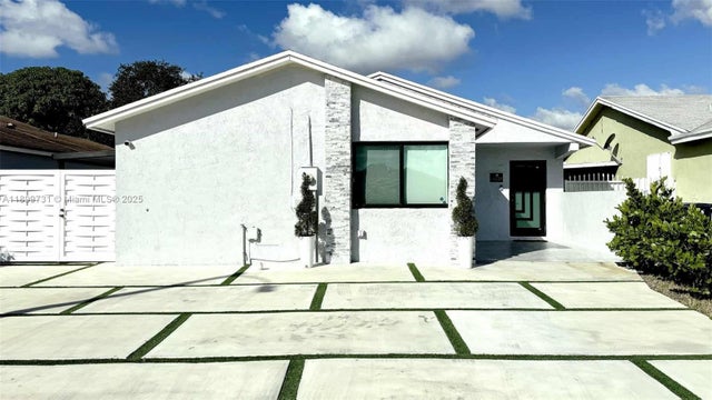 2 of 31 - 19234 Sw 121st Ct, Miami, FL