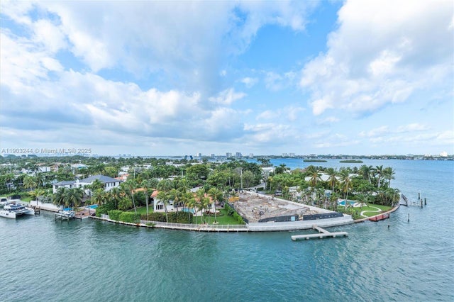 10300 W Bay Harbor Dr 8b, Bay Harbor Islands