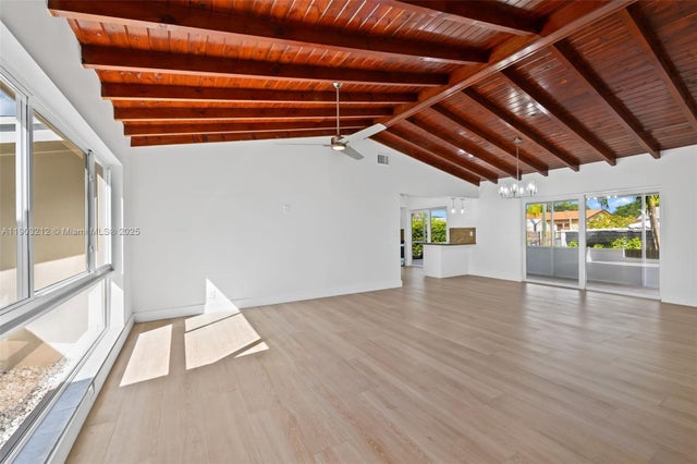 4 of 18 - 3207 Wilson St, Hollywood, FL