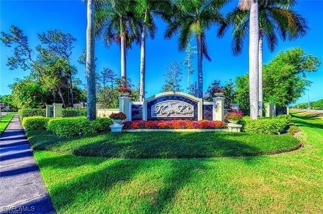 2509 Kings Lake Blvd, Naples