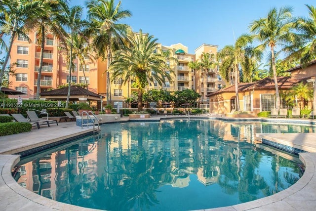 2 of 3 - 19655 E Country Club Dr 6602, Aventura, FL