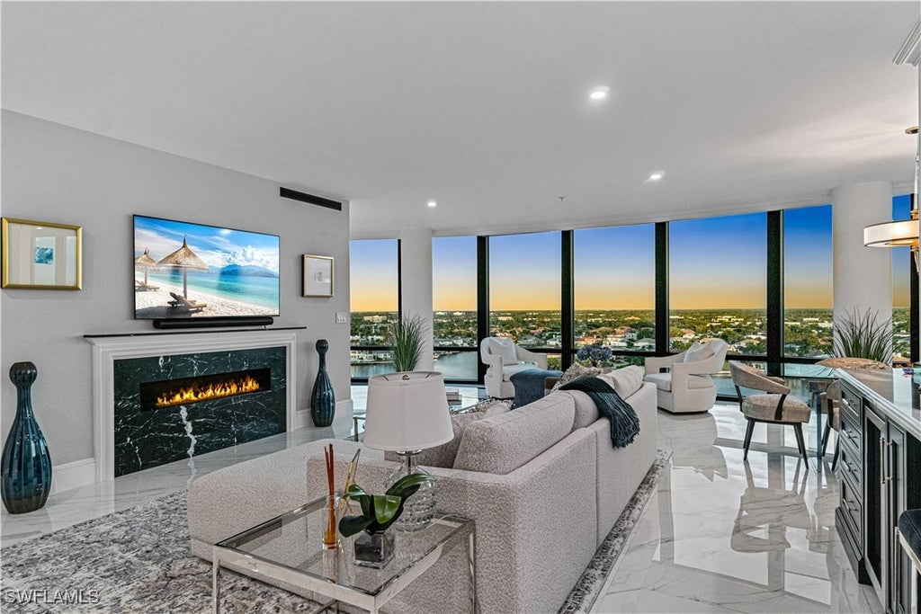 3971 Gulf Shore Blvd N 1505, Naples