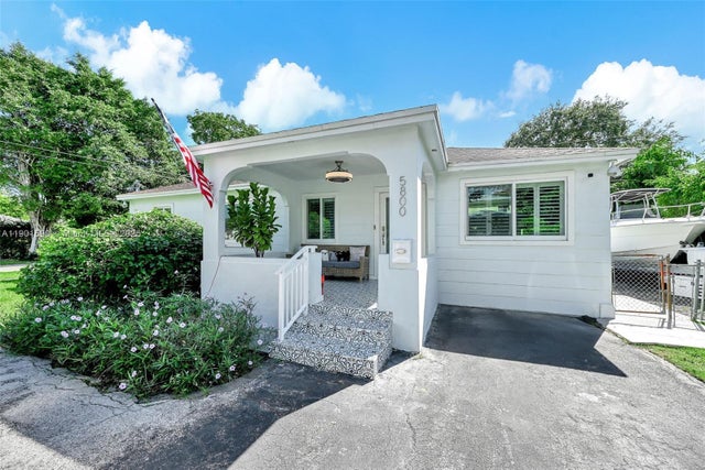 5 of 53 - 5800 Sw 47th St, Miami, FL