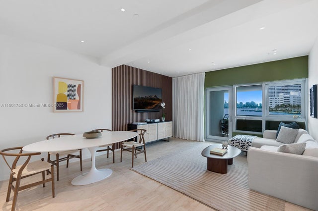 1491 Lincoln Ter 202, Miami Beach