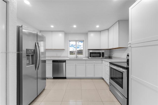 2 of 26 - 20040 Sw 248th St, Homestead, FL