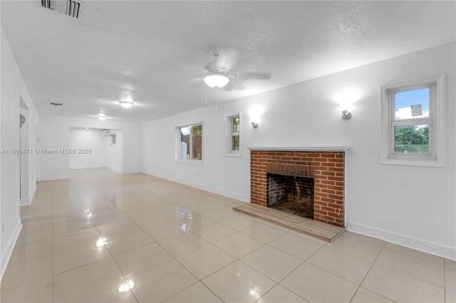 4 of 26 - 20040 Sw 248th St, Homestead, FL