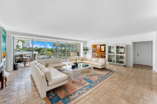 10155 Collins Ave 307, Bal Harbour