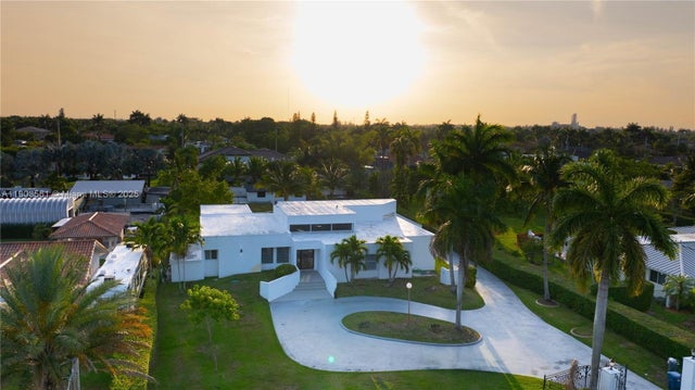 2 of 24 - 290 Nw 125th Ave, Miami, FL