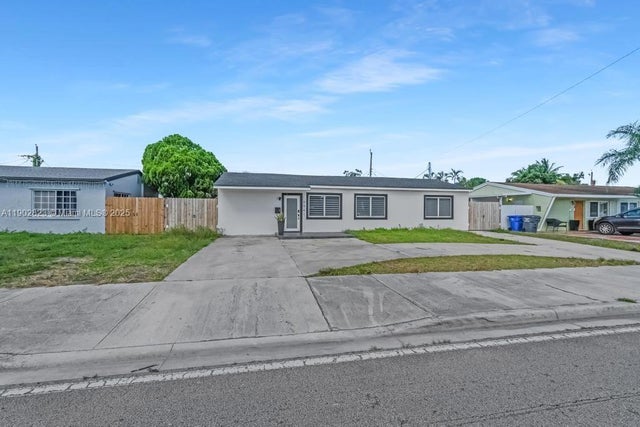 3 of 47 - 6941 Sheridan St, Hollywood, FL