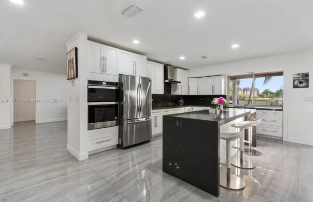 3 of 6 - 4740 N 31st Ct, Hollywood, FL