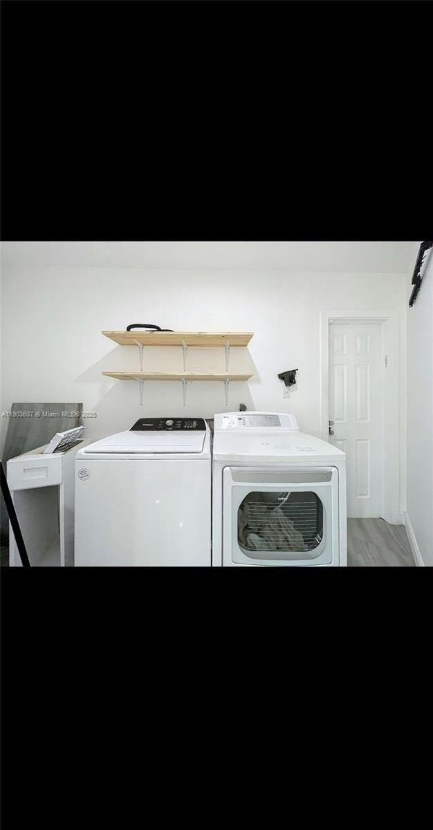 5 of 6 - 4740 N 31st Ct, Hollywood, FL