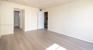 Photo of Listing #A11903420