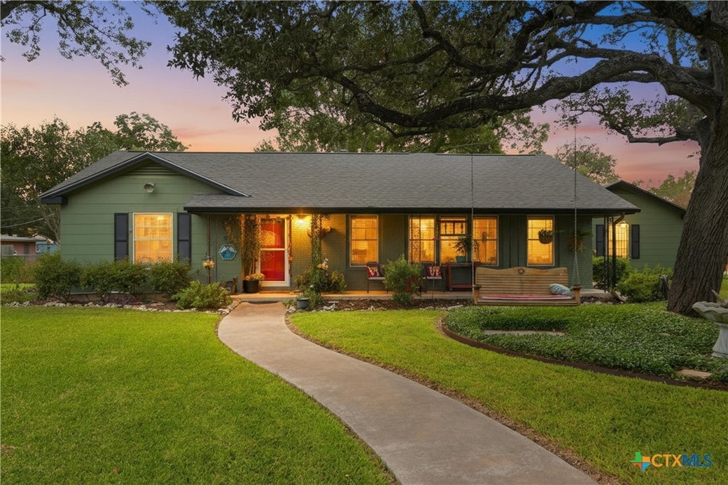 975 Sowell Street, Seguin