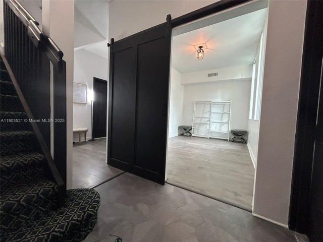4 of 20 - 2142 Van Buren St 501, Hollywood, FL