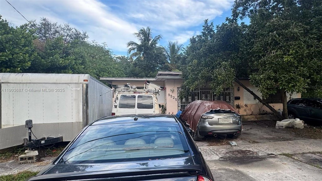 9525 Nw 2nd Ave, Miami Shores