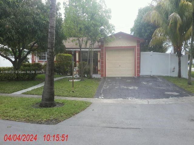 1 of 1 - 3301 Nw 32nd Ct, Lauderdale Lakes, FL