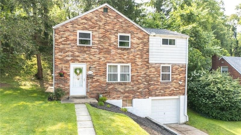 111 Lynnwood Drive, Penn Hills