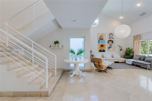 525 Ridgewood Rd, Key Biscayne