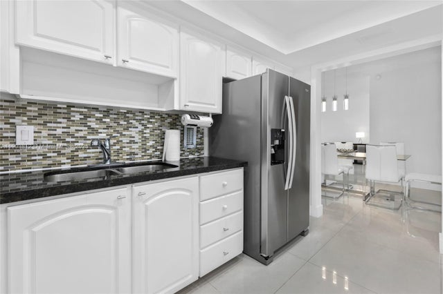 3 of 11 - 3901 S Ocean Dr 15g, Hollywood, FL