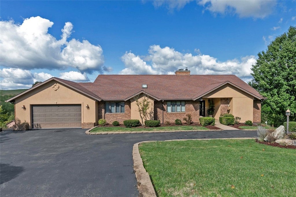 4050 Adelaide Hills, Dunbar